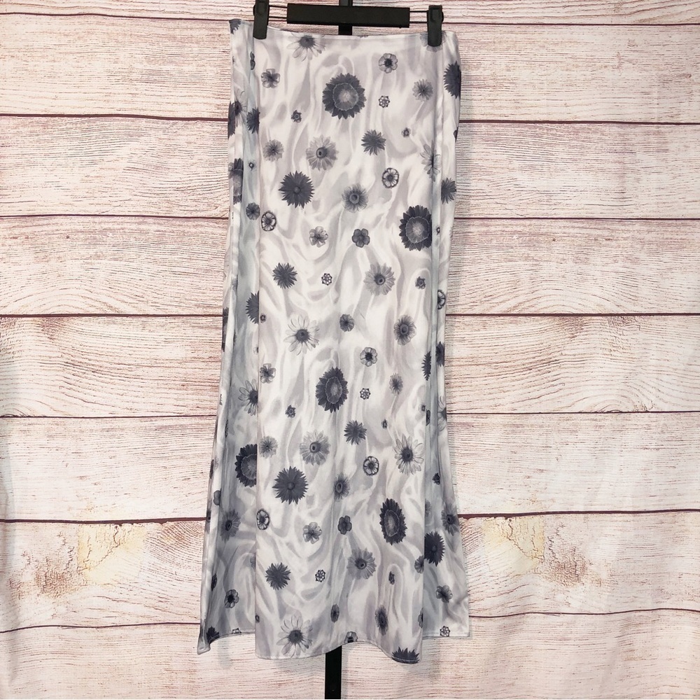 Vintage 90s Street Code Flower Print Maxi Skirt Size 9/10